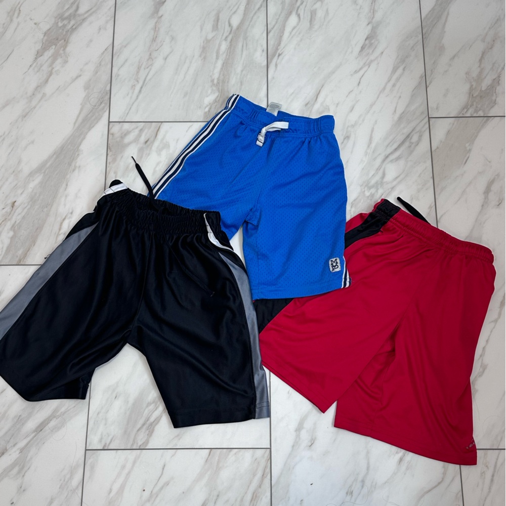 Boys size 6/7Athletic Shorts